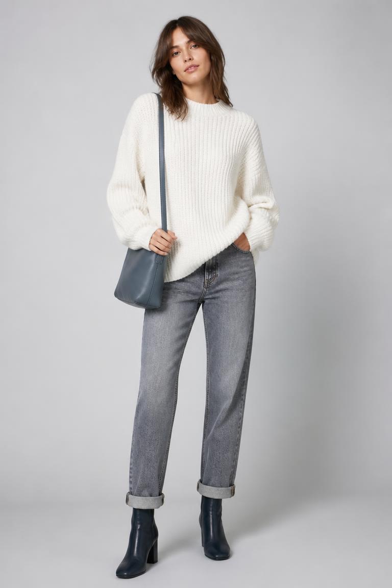 Weekend, no compromise — worn look